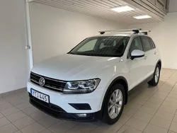 Vit Begagnad 2018 VW Tiguan SUV | 198 900 kr (Bra pris)