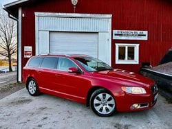 Röd Begagnad 2007 Volvo V70 Summum Kombi | 69 500 kr (Dyr)