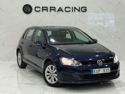 Mörkblå Begagnad 2013 VW Golf VII Halvkombi | 74 900 kr (Marknadspris)