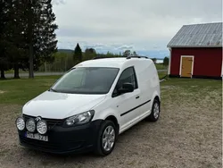 Vit Begagnad 2012 VW Caddy Minibuss | 87 000 kr