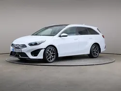 Vit Begagnad 2022 Kia Ceed Sportswagon 2 Kombi | 239 000 kr (Bra pris)
