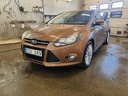 Brun Begagnad 2013 Ford Focus Titanium Kombi | 49 900 kr (Marknadspris)