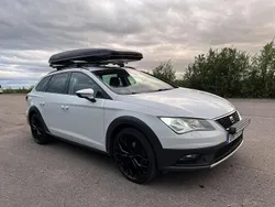 Vit Begagnad 2019 Seat Leon X-Perience 4Drive Kombi | 169 000 kr (Marknadspris)