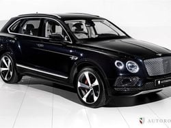 Svart Begagnad 2018 Bentley Bentayga SUV | 995 000 kr