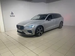 Silver Begagnad 2024 Volvo V60 Plus Kombi | 378 500 kr (Bra pris)