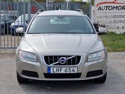 Ljusbrun (brun) Begagnad 2010 Volvo V70 Kinetic Kombi | 56 900 kr (Bra pris)