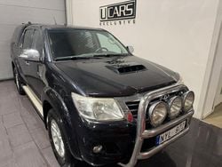 Svart Begagnad 2013 Toyota HiLux Pickup | 159 900 kr (Marknadspris)