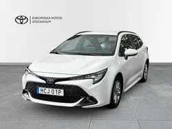 Vit Begagnad 2023 Toyota Corolla Active Kombi | 289 900 kr (Marknadspris)