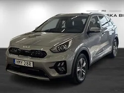 Grå Begagnad 2021 Kia Niro Advance SUV | 264 900 kr (Marknadspris)
