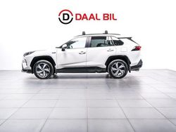 Vit Begagnad 2021 Toyota RAV4 Edition SUV | 289 700 kr