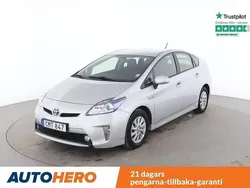 Silver Begagnad 2014 Toyota Prius Plug-in Hybrid Halvkombi | 144 000 kr (Marknadspris)