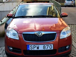 Orange Begagnad 2009 Skoda Fabia Ambiente Kombi | 29 800 kr (Marknadspris)