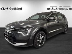 Grå Begagnad 2024 Kia Niro SUV | 319 000 kr (Marknadspris)