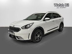 Vit Begagnad 2016 Kia Niro Advance SUV | 169 800 kr (Marknadspris)
