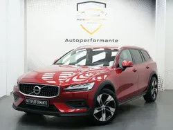 Röd Begagnad 2021 Volvo V60 CC Kombi | 369 000 kr (Lite dyr)