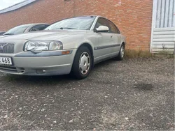 Grå Begagnad 2001 Volvo S80 Sedan | 8 500 kr (Superpris)