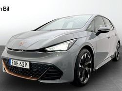 Ljusgrå Begagnad 2023 Cupra Born e-Boost Halvkombi | 264 900 kr (Marknadspris)