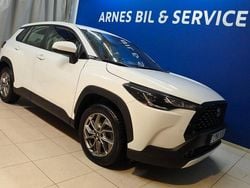 Vit Begagnad 2024 Toyota Corolla Cross Active SUV | 378 900 kr (Marknadspris)