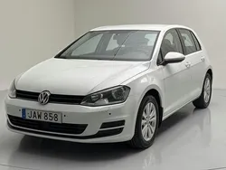 Vit Begagnad 2016 VW Golf VII | 128 000 kr (Marknadspris)