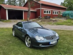 Blå Begagnad 2002 Mercedes SL500 Cab | 300 000 kr