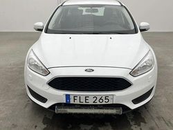 Vit Begagnad 2017 Ford Focus Trend Kombi | 114 000 kr