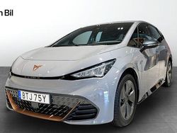 Ljusgrå Begagnad 2024 Cupra Born Halvkombi | 284 900 kr (Marknadspris)