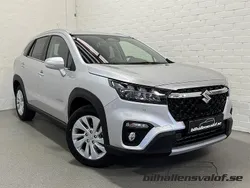 Grå Ny 2025 Suzuki SX4 S-Cross SUV | 359 900 kr (Dyr)