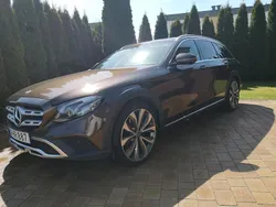 Mörkbrun Begagnad 2017 Mercedes 220 Avantgarde Kombi | 234 700 kr
