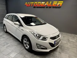 Vit Begagnad 2012 Hyundai i40 Select Kombi | 59 900 kr (Marknadspris)
