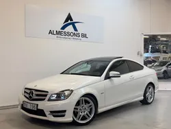 Vit Begagnad 2011 Mercedes C220 AMG Sportkupé | 159 900 kr (Dyr)