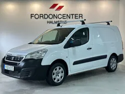 Vit Begagnad 2017 Peugeot Partner Minibuss | 98 900 kr (Marknadspris)