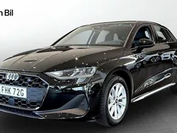 Svart Ny 2024 Audi A3 Sportback Proline Halvkombi | 309 000 kr (Marknadspris)