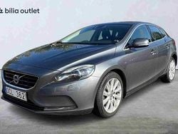 Grå Begagnad 2013 Volvo V40 Summum Kombi | 114 900 kr (Marknadspris)