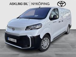 Vit Begagnad 2024 Toyota Proace Comfort Minibuss | 623 750 kr