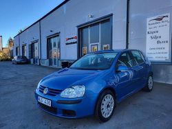 Blå Begagnad 2004 VW Golf IV Trendline Halvkombi | 33 900 kr (Marknadspris)