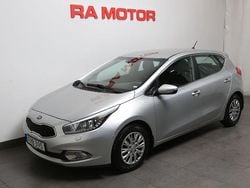 Grå Begagnad 2015 Kia Ceed Comfort Halvkombi | 94 800 kr (Marknadspris)