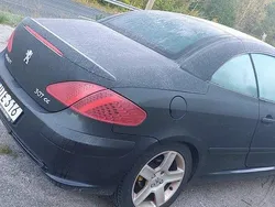 Svart Begagnad 2004 Peugeot 307 CC Sport Cab | 35 000 kr (Marknadspris)