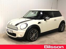 Vit Begagnad 2013 Mini ONE Halvkombi | 85 000 kr