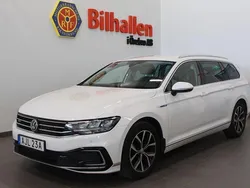 Vit Begagnad 2020 VW Passat GTE Kombi | 189 900 kr (Bra pris)