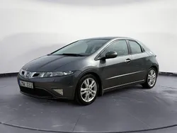 Ljusgrå Begagnad 2010 Honda Civic Sport Halvkombi | 89 900 kr (Lite dyr)