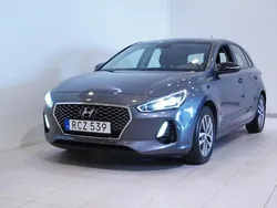 Mörkgrå Begagnad 2017 Hyundai i30 Halvkombi | 124 900 kr (Marknadspris)