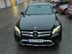 Svart Begagnad 2017 Mercedes GLC220 Exclusive SUV | 220 000 kr (Marknadspris)