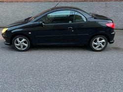 Svart Begagnad 2006 Peugeot 206 CC Cab | 19 900 kr (Bra pris)