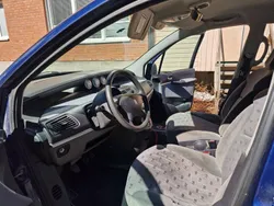 Blå Begagnad 2004 Peugeot 807 Minibuss | 15 000 kr