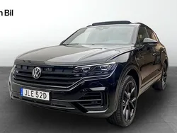 Svart Begagnad 2023 VW Touareg R SUV | 809 900 kr