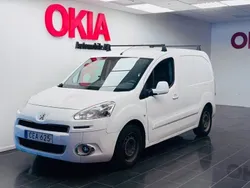 Vit Begagnad 2015 Peugeot Partner Minibuss | 39 900 kr