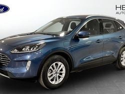 Blå Begagnad 2023 Ford Kuga Titanium SUV | 269 900 kr (Marknadspris)