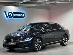 Svart Begagnad 2018 VW Arteon GT Halvkombi | 289 700 kr (Marknadspris)