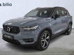 Grå Begagnad 2020 Volvo XC40 R-Design SUV | 369 000 kr (Marknadspris)