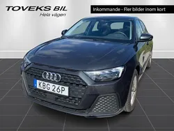 Grå (manhattangrå metallic) Begagnad 2024 Audi A1 Sportback Proline Halvkombi | 249 900 kr (Lite dyr)